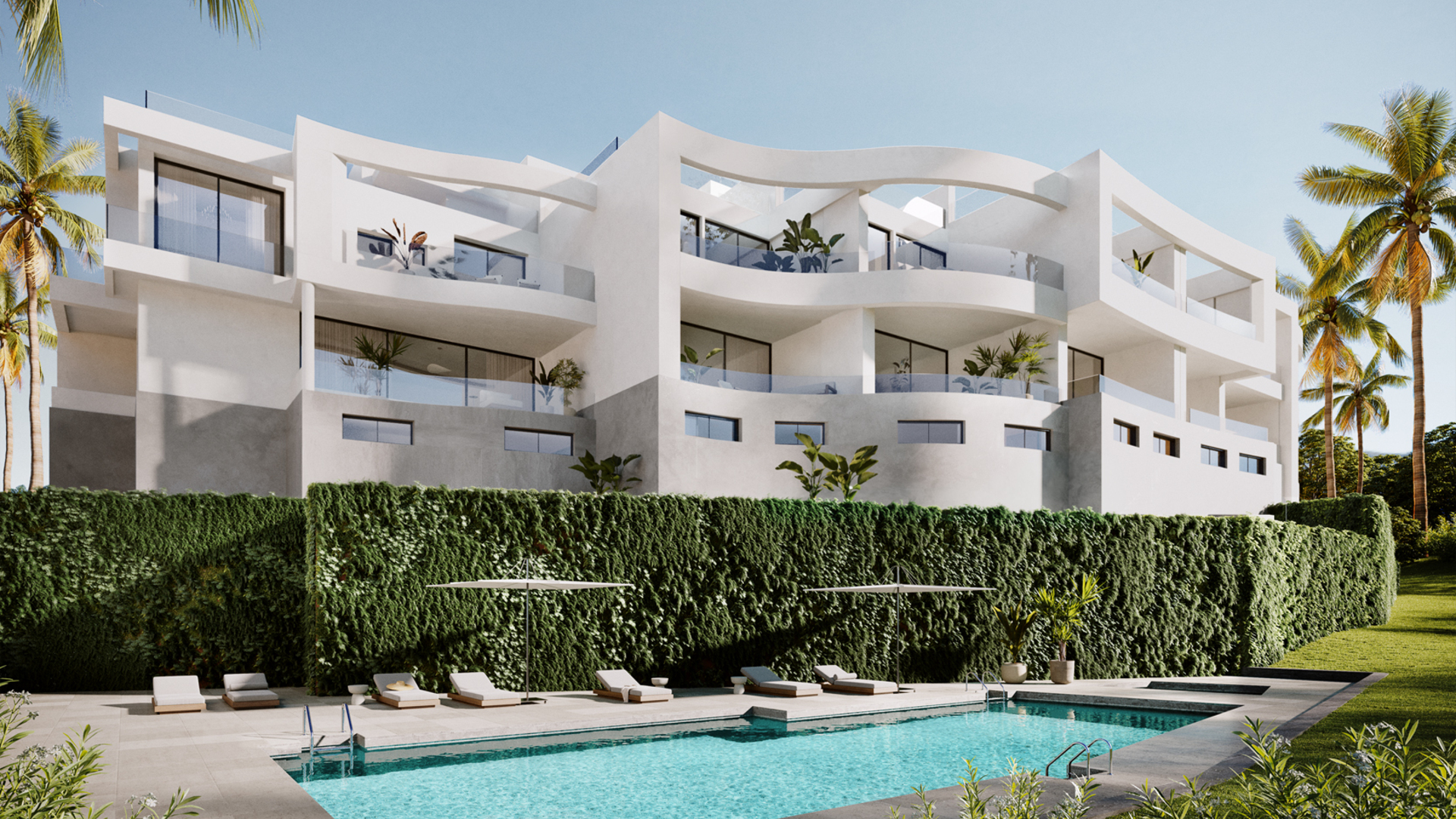Moderní domy v Mijas Costa s výhledem na moře