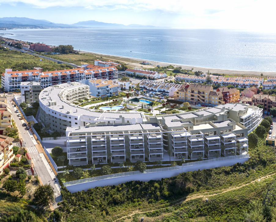 Apartments by the beach in La Duquesa