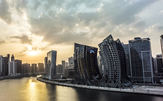 Architektonicky unikátní rezidence v centru Dubaje inspirována Pagani Automobili